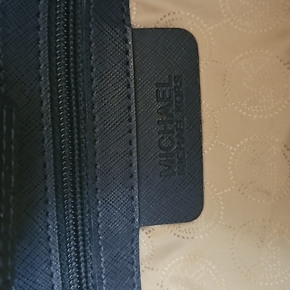 MICHAEL KORS Navy Blue Jet Set Polka Dot Scarf Tote Bag - Picture 13 of 16